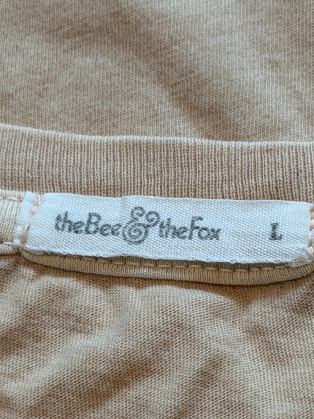 The Bee & The Fox Mother Tee | Peach & Burgundy | Size L - Picture 6 of 7